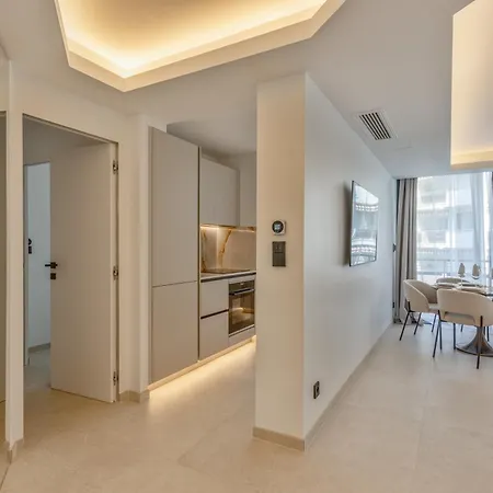 2 Appartements Porte A Porte Groupe & Famille